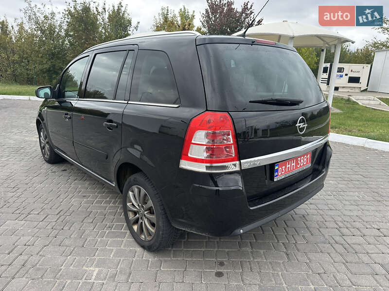 Минивэн Opel Zafira 2010 в Одессе