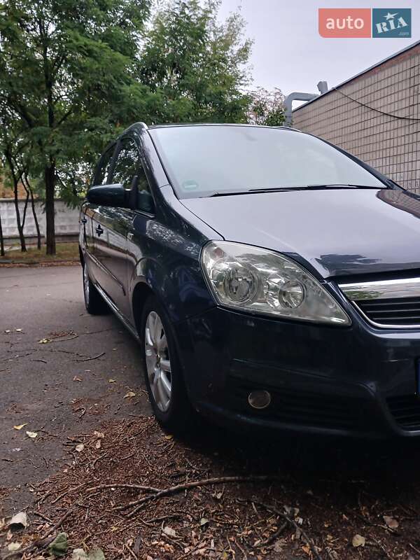 Минивэн Opel Zafira 2007 в Киеве фото 5 Минивэн Opel Zafira 2007 в Киеве