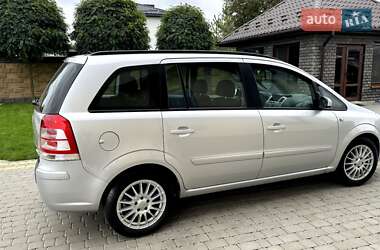 Мінівен Opel Zafira 2009 в Луцьку