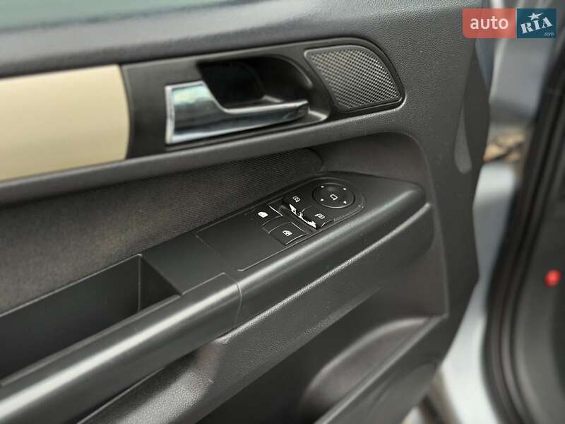 Минивэн Opel Zafira 2008 в Киеве фото 17 Минивэн Opel Zafira 2008 в Киеве