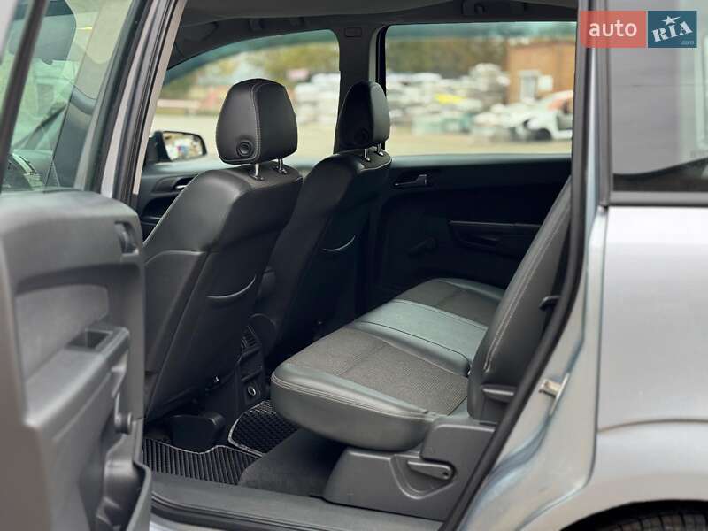 Минивэн Opel Zafira 2008 в Киеве фото 29 Минивэн Opel Zafira 2008 в Киеве