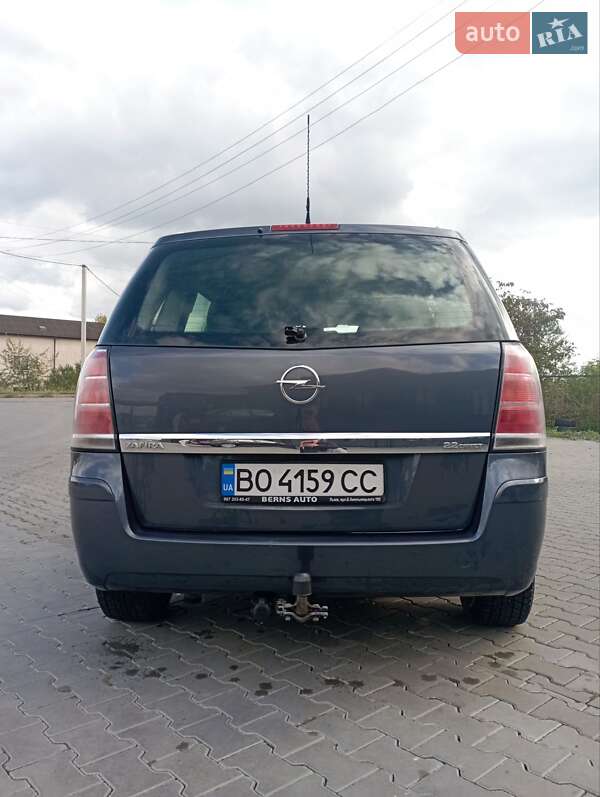 Минивэн Opel Zafira 2006 в Ковеле