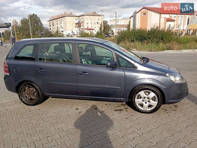 Минивэн Opel Zafira 2006 в Ковеле