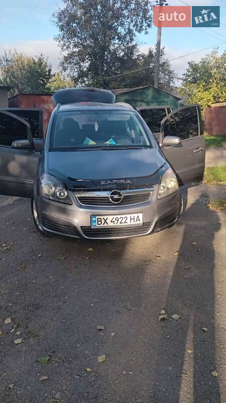 Минивэн Opel Zafira 2006 в Красилове фото Минивэн Opel Zafira 2006 в Красилове