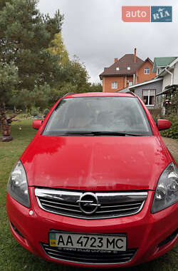 Мінівен Opel Zafira 2012 в Києві