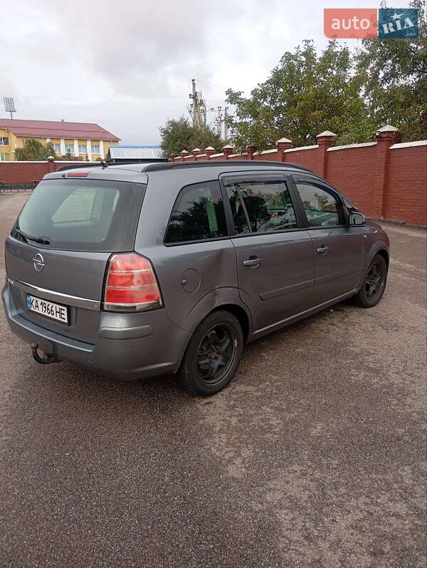 Мінівен Opel Zafira 2006 в Фастові