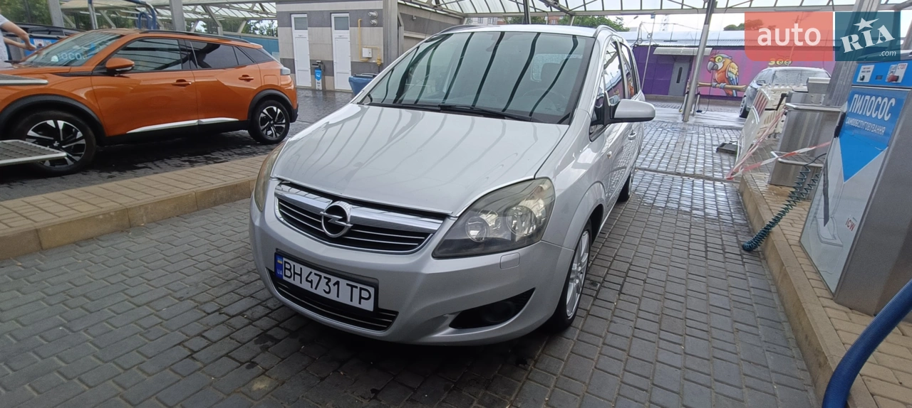 2010 Opel Zafira - мініатюра 10