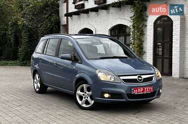 Минивэн Opel Zafira 2008 в 