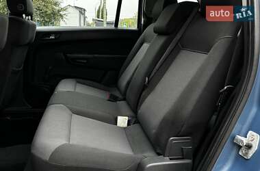 Минивэн Opel Zafira 2008 в 