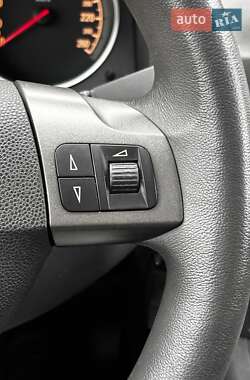 Минивэн Opel Zafira 2008 в 