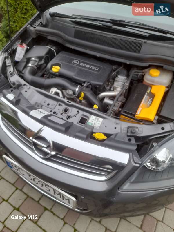Мінівен Opel Zafira 2011 в Соснівці