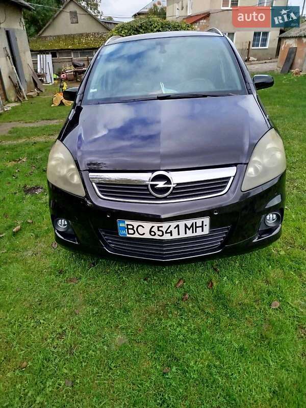 Минивэн Opel Zafira 2009 в Львове