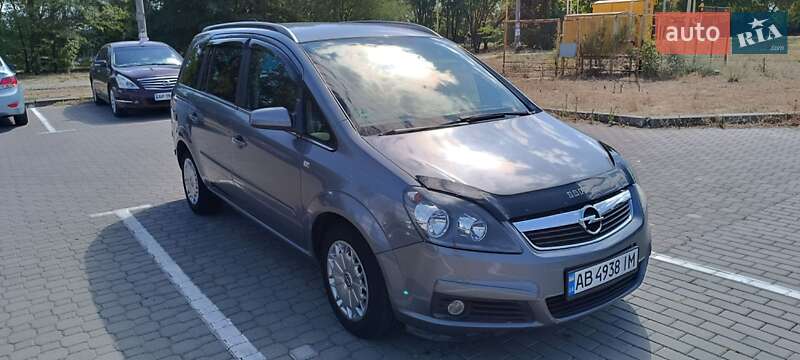 Мінівен Opel Zafira 2005 в Запоріжжі