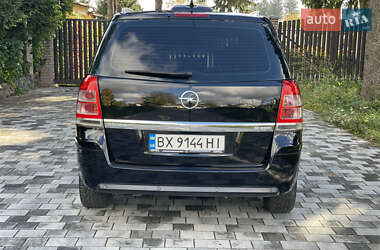 Минивэн Opel Zafira 2008 в 