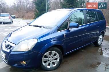 Минивэн Opel Zafira 2010 в 