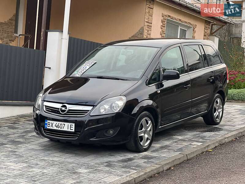 Мінівен Opel Zafira 2011 в Хмельницькому