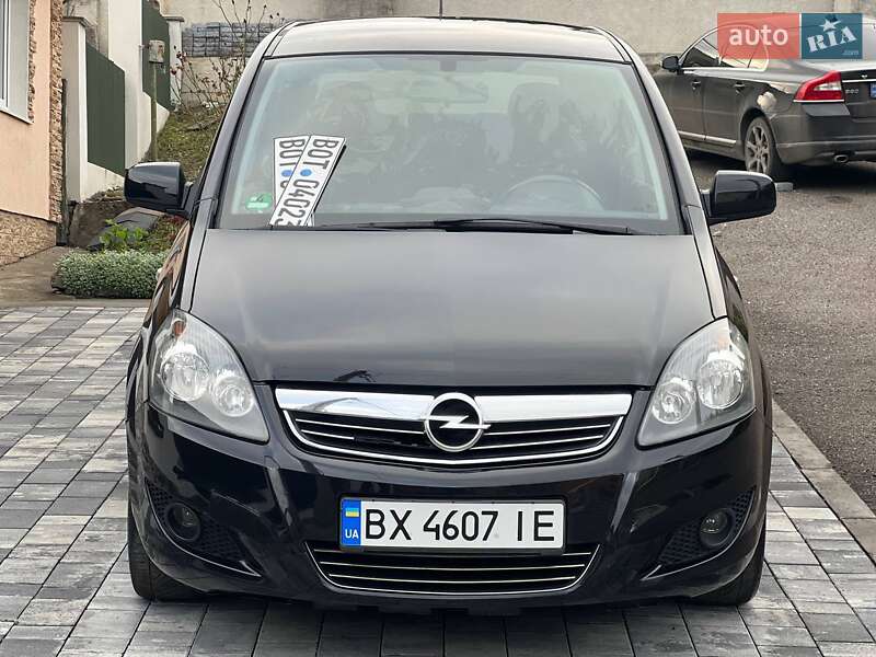 Мінівен Opel Zafira 2011 в Хмельницькому
