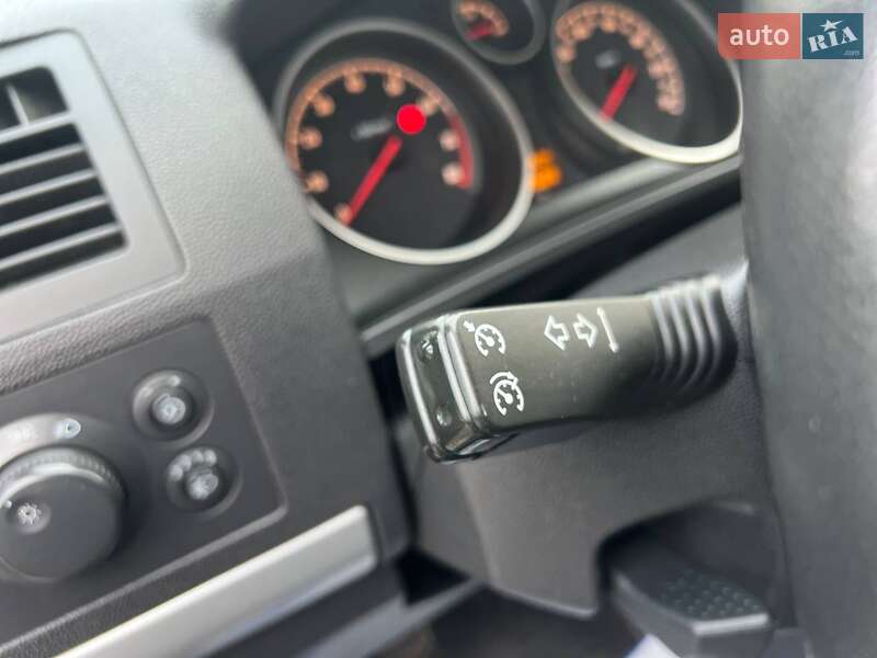 Мінівен Opel Zafira 2011 в Хмельницькому