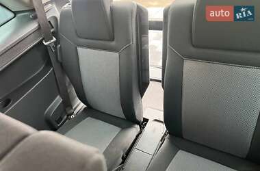 Минивэн Opel Zafira 2011 в 