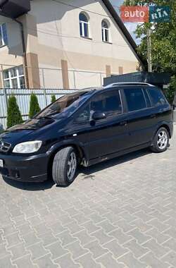 Минивэн Opel Zafira 2004 в 