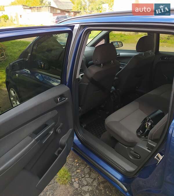 Мінівен Opel Zafira 2007 в Вінниці