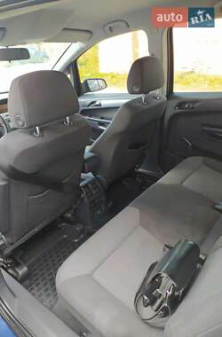 Минивэн Opel Zafira 2007 в 