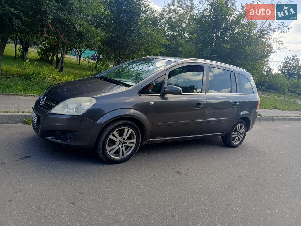 2010 Opel Zafira - мініатюра 11