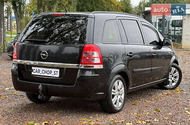 Минивэн Opel Zafira 2013 в 