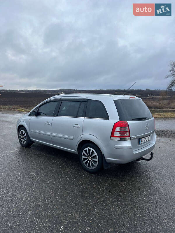 Минивэн Opel Zafira 2008 в Черкассах фото 5 Минивэн Opel Zafira 2008 в Черкассах