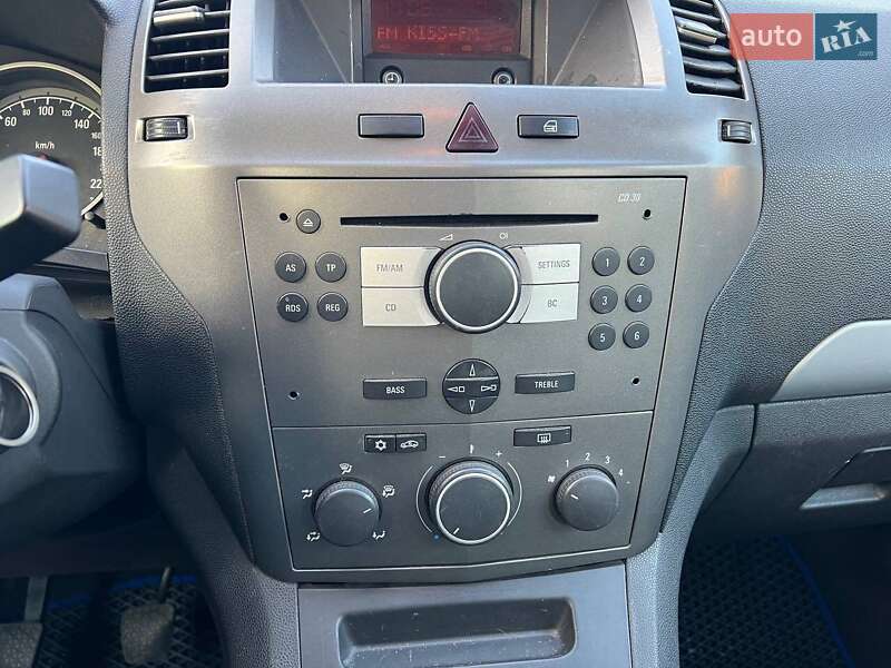 Минивэн Opel Zafira 2006 в Харькове