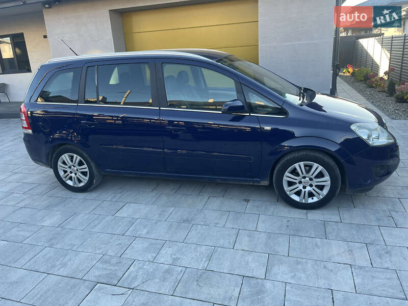 Opel Zafira 2009