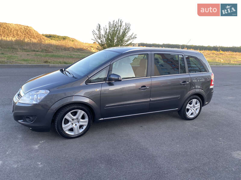 Мінівен Opel Zafira 2009 в Вінниці