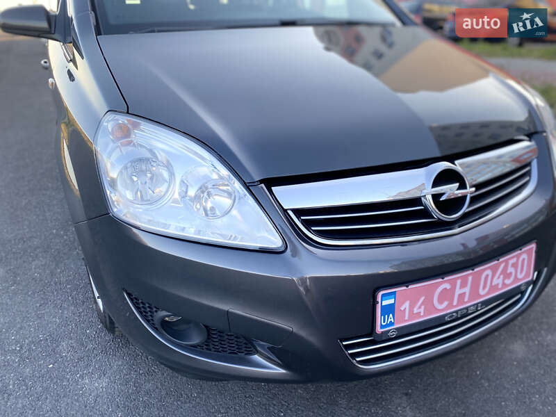 Мінівен Opel Zafira 2009 в Вінниці