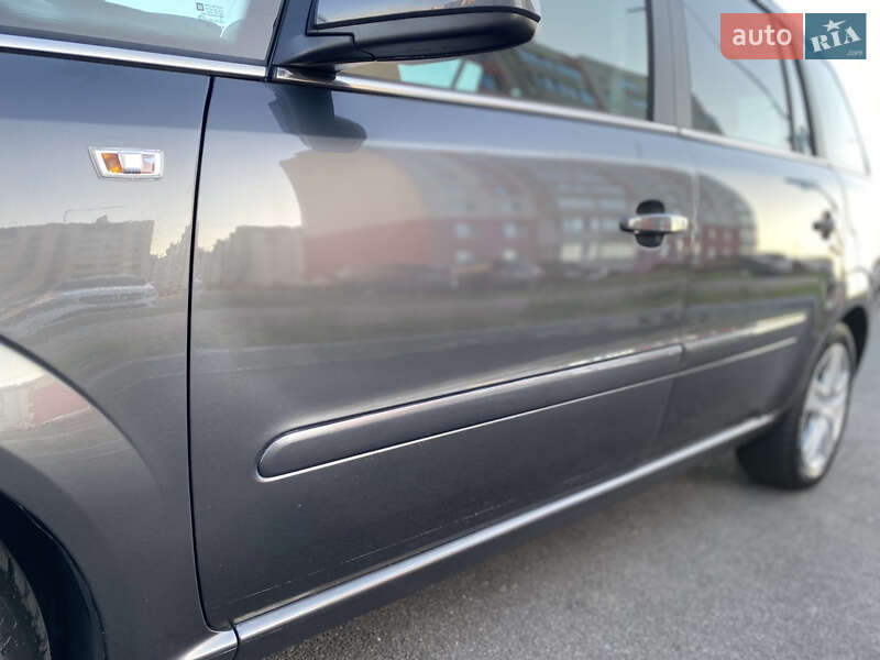 Мінівен Opel Zafira 2009 в Вінниці