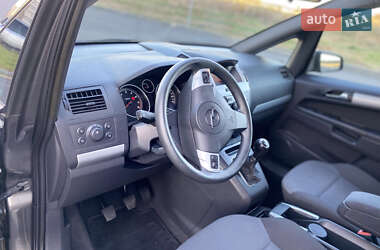 Минивэн Opel Zafira 2009 в 
