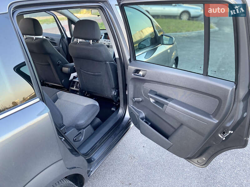 Мінівен Opel Zafira 2009 в Вінниці