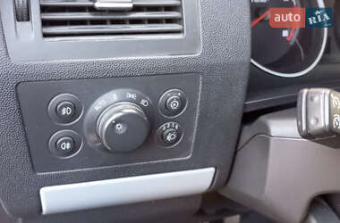 Минивэн Opel Zafira 2006 в 