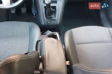 Минивэн Opel Zafira 2006 в 
