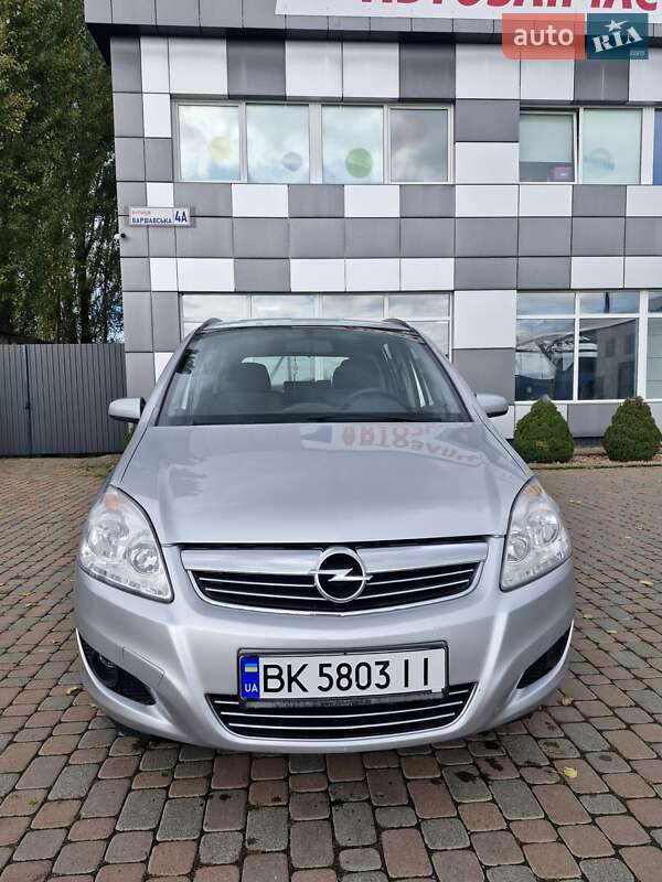 Минивэн Opel Zafira 2008 в Ровно фото 8 Минивэн Opel Zafira 2008 в Ровно