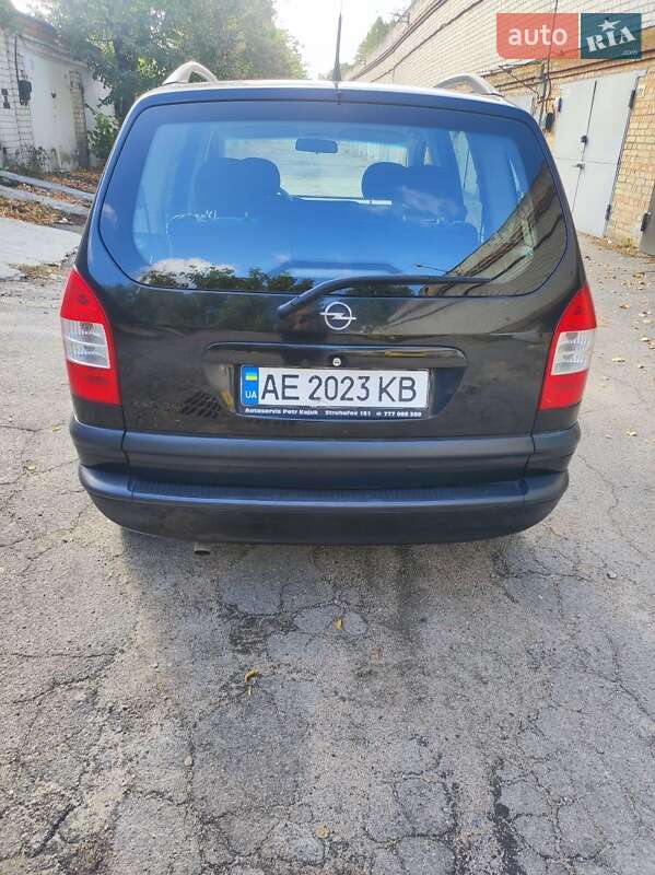 Мінівен Opel Zafira 2003 в Дніпрі