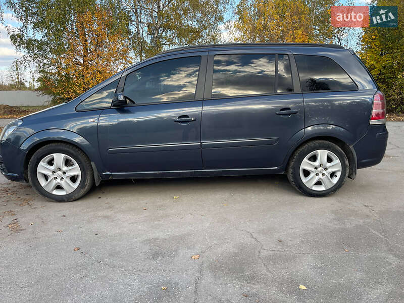 Минивэн Opel Zafira 2006 в Звягеле