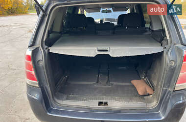 Минивэн Opel Zafira 2006 в 