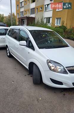 Мінівен Opel Zafira 2011 в Києві