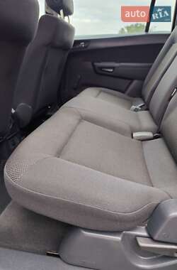 Мінівен Opel Zafira 2009 в 