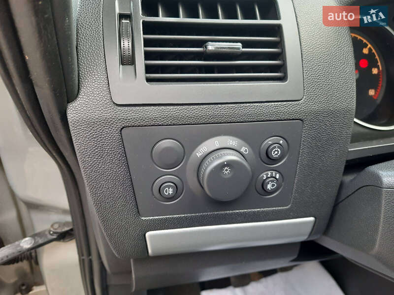 Минивэн Opel Zafira 2010 в Калуше фото 11 Минивэн Opel Zafira 2010 в Калуше