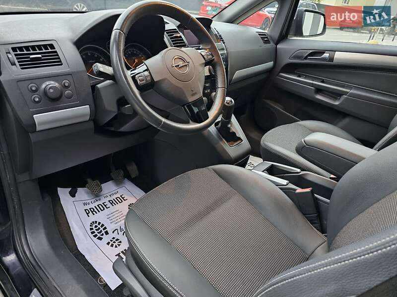 Мінівен Opel Zafira 2010 в Львові фото 17 Мінівен Opel Zafira 2010 в Львові