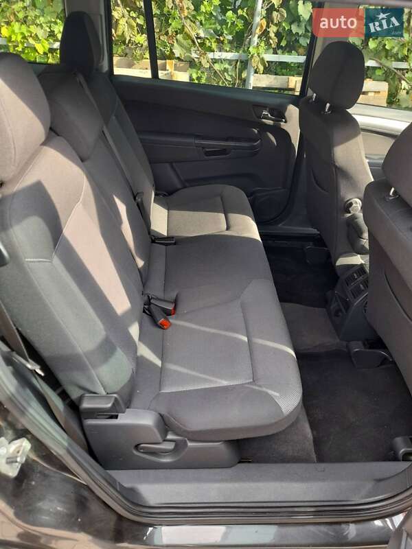 Минивэн Opel Zafira 2012 в Тернополе фото 3 Минивэн Opel Zafira 2012 в Тернополе