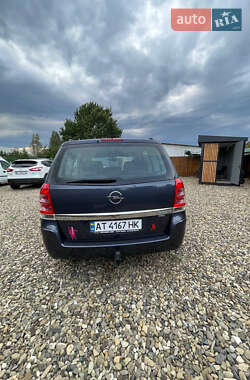 Минивэн Opel Zafira 2009 в 