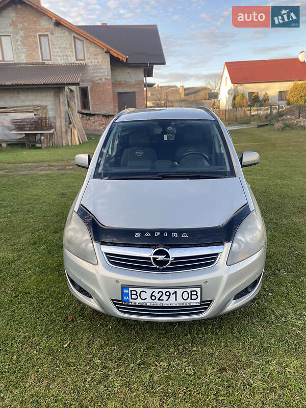 Opel Zafira 2010