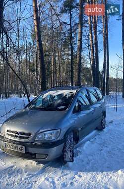 Мінівен Opel Zafira 2003 в Ірпені